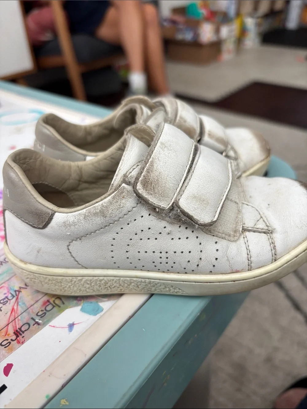 Gucci Kids White and Gray Leather Sneakers